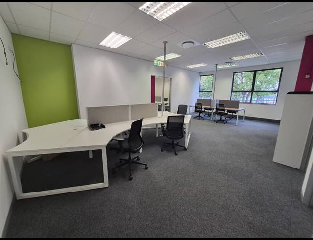 761M² OFFICE TO LET IN RIVONIA